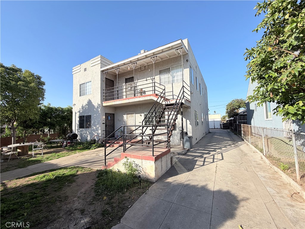 707 Harding Avenue Los Angeles, CA 90022 - Photo 10 of 10