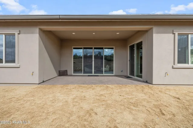 a view of an entrance of house