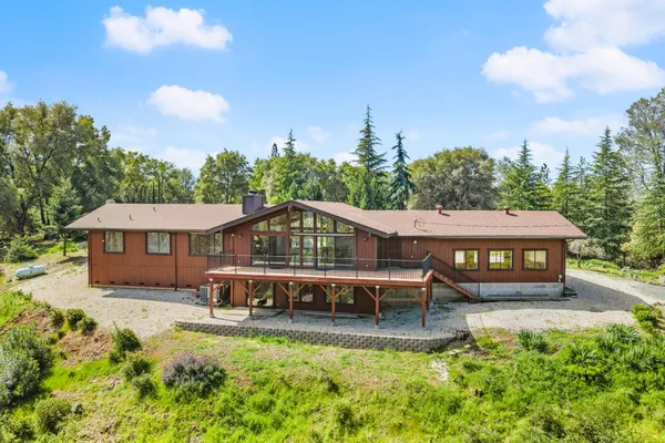 $889,000 | 24717 Rodeo Flat Road, Auburn, CA 95602