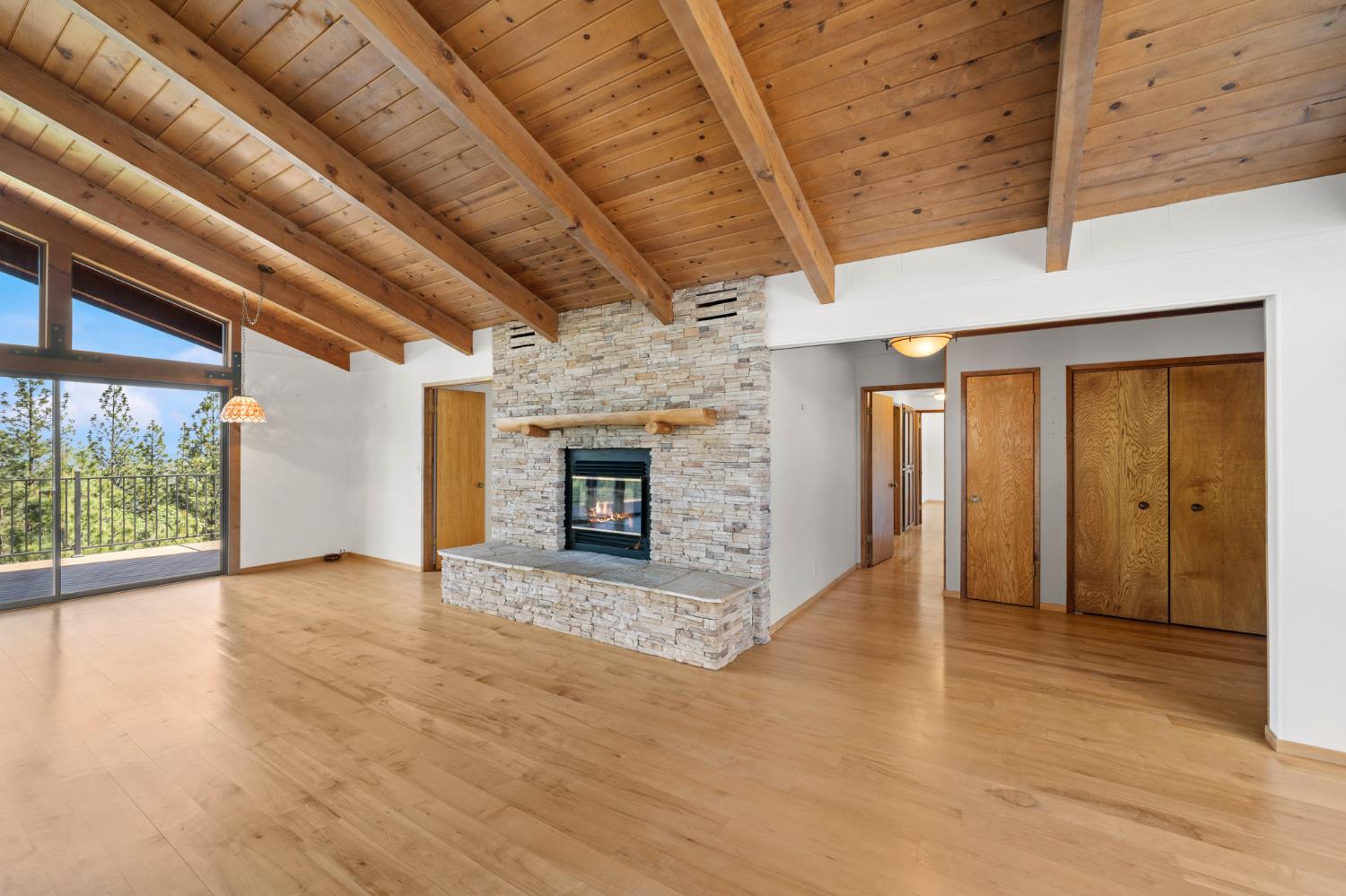 24717 Rodeo Flat Road Auburn, CA 95602 - Photo 12 of 84