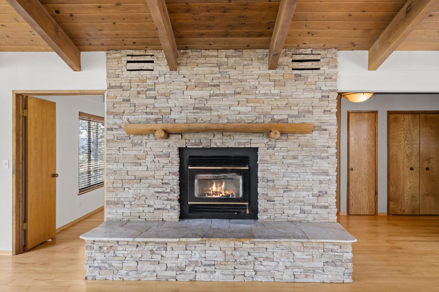 24717 Rodeo Flat Road Auburn, CA 95602 - Photo 14 of 84