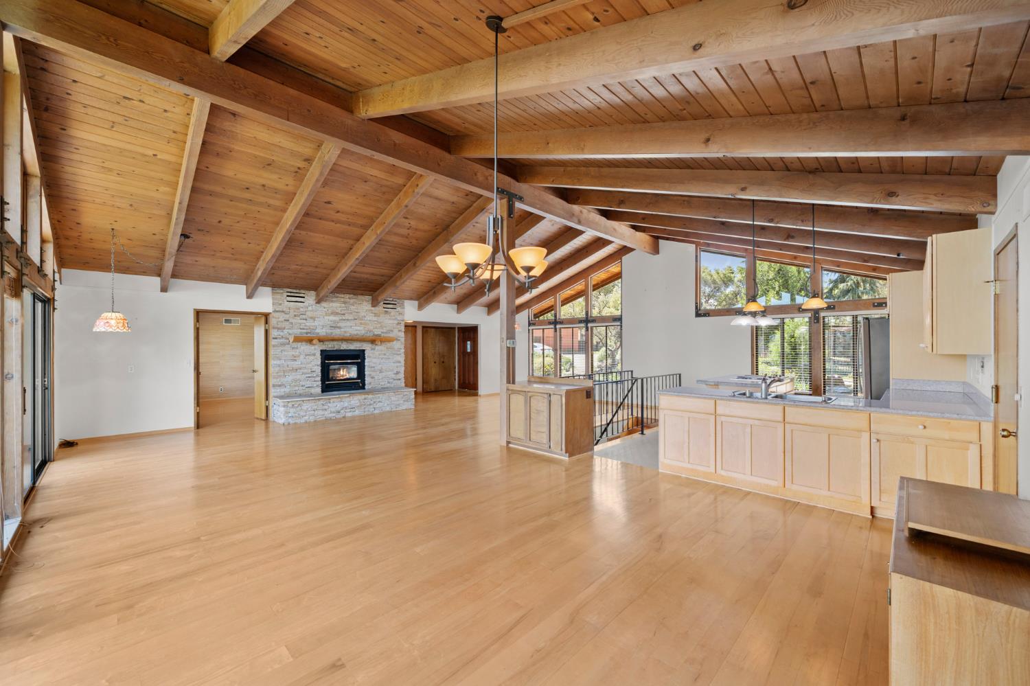 24717 Rodeo Flat Road Auburn, CA 95602 - Photo 16 of 84