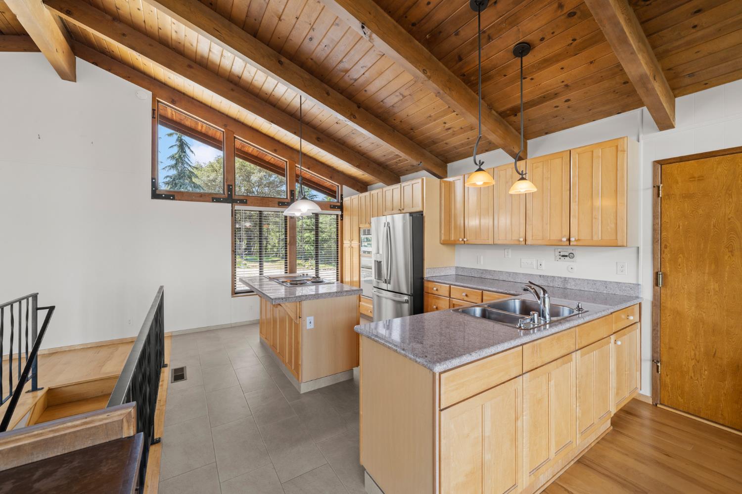 24717 Rodeo Flat Road Auburn, CA 95602 - Photo 20 of 84