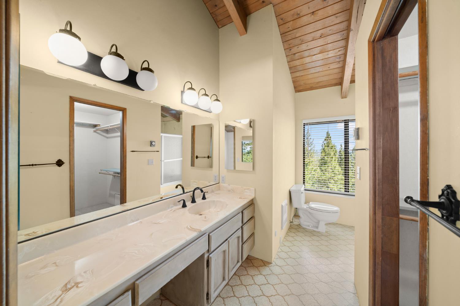 24717 Rodeo Flat Road Auburn, CA 95602 - Photo 37 of 84