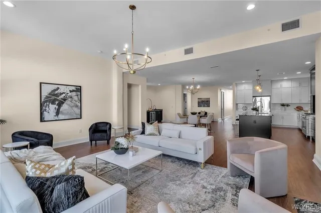 $1,450,000 | 674 Main Street, Unit 5, Buffalo, NY 14202