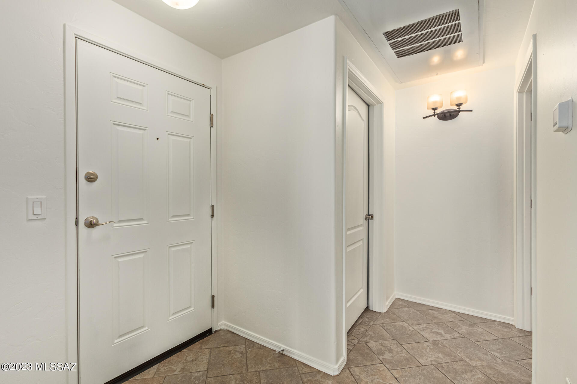 2550 East River Road, Unit 12204 Tucson, AZ 85718 - Photo 7 of 34