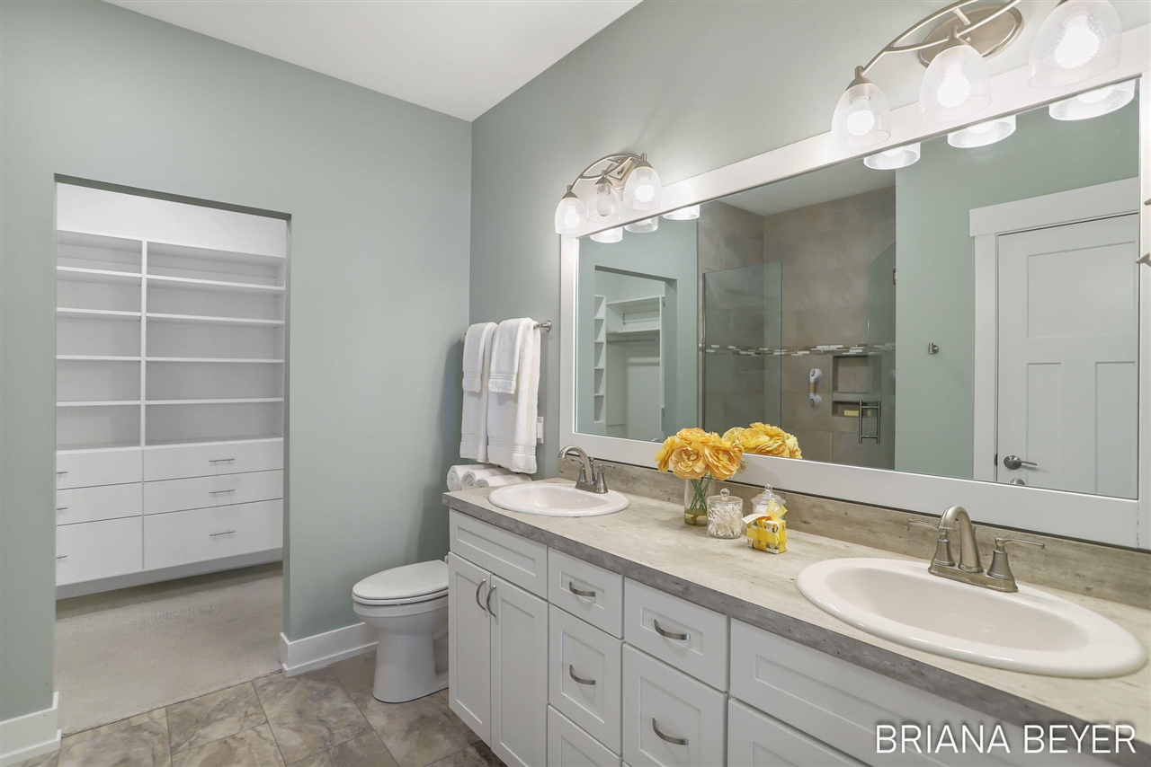 1012 Maplewood Court Jenison, MI 49428 - Photo 24 of 37
