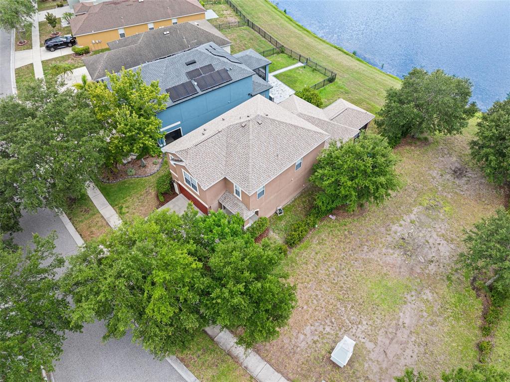 10284 Newminster Loop Ruskin, FL 33573 - Photo 50 of 72