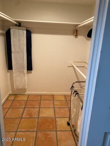11222 North Miller Road Scottsdale, AZ 85260 - Photo 18 of 32 a bathroom with a shower