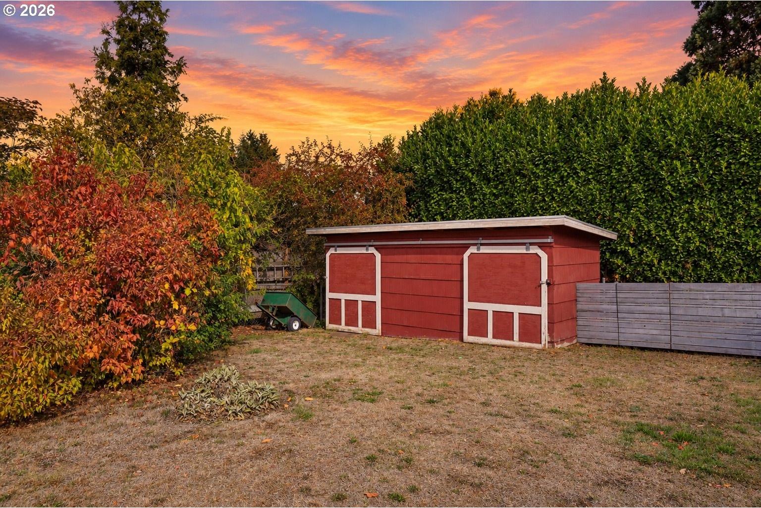 804 Northwest Sluman Road Vancouver, WA 98665 - Photo 12 of 48 Gallery Image 12