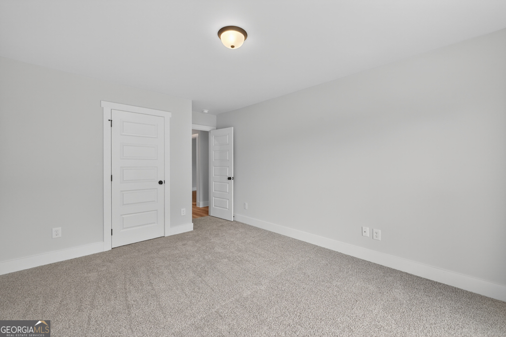 474 Oil Mill Road, Unit 11 Martin, GA 30557 - Photo 16 of 30 a view of an empty room