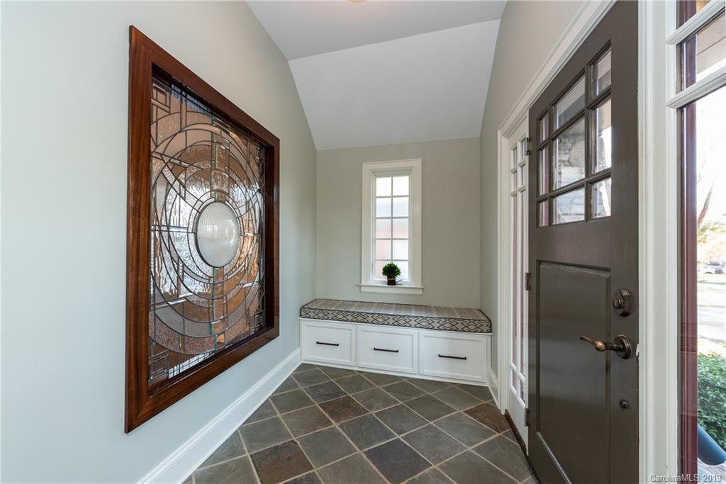 1429 Lilac Road Charlotte, NC 28209 - Photo 2 of 32