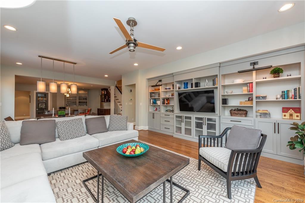 1429 Lilac Road Charlotte, NC 28209 - Photo 12 of 32