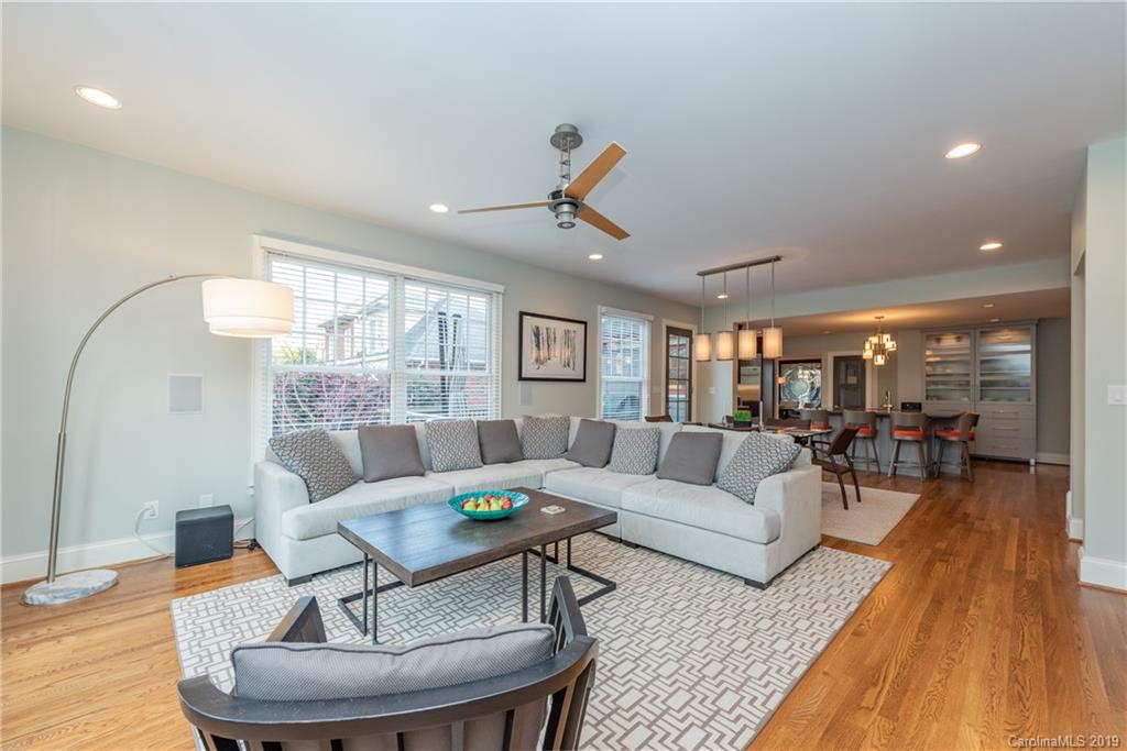 1429 Lilac Road Charlotte, NC 28209 - Photo 13 of 32