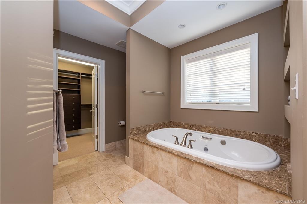 1429 Lilac Road Charlotte, NC 28209 - Photo 17 of 32