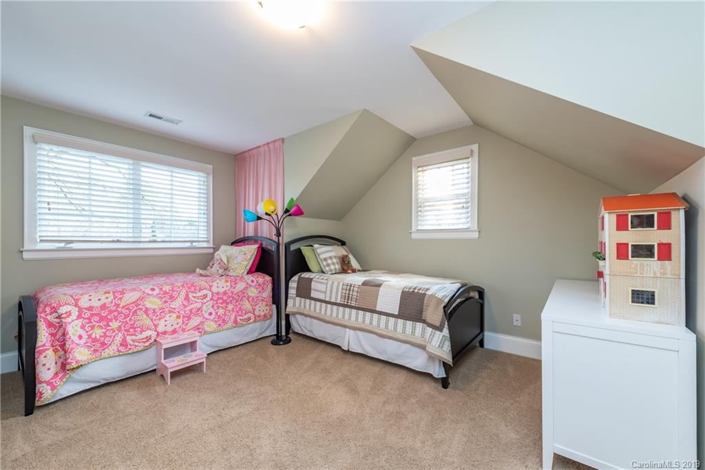 1429 Lilac Road Charlotte, NC 28209 - Photo 23 of 32