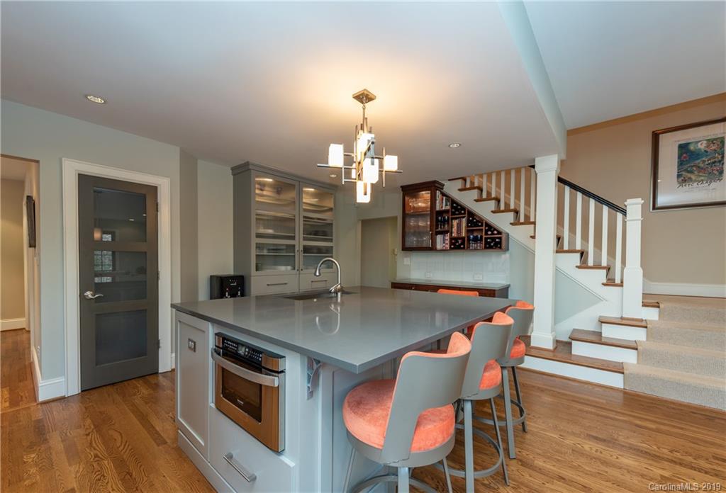 1429 Lilac Road Charlotte, NC 28209 - Photo 9 of 32