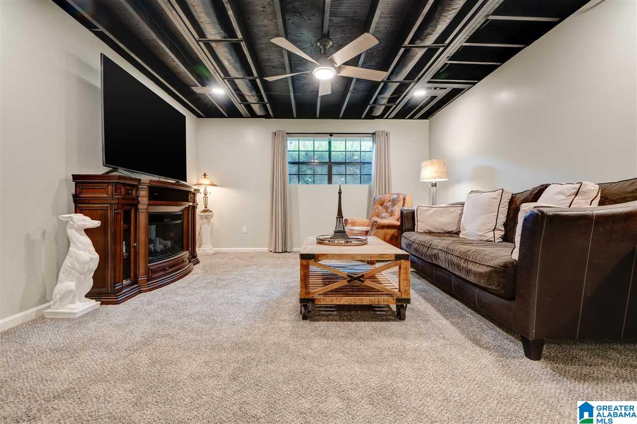 1780 Indian Hills Road Pelham, AL 35124 - Photo 26 of 33