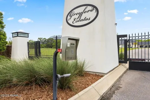 $140,000 | 111 Pondside Drive, Lafayette, LA 70503