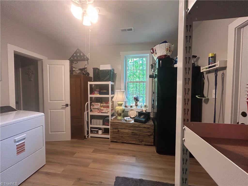 4016 High Rock Road Gibsonville, NC 27249 - Photo 15 of 41 Mudroom/Laundry