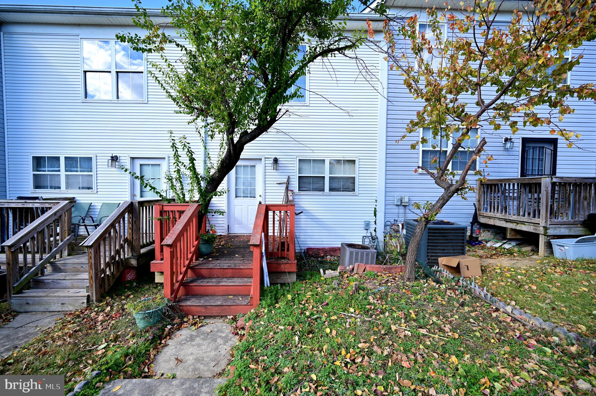 1841 Tubman Road Southeast Washington, DC 20020 - Photo 4 of 42 a view of a house with backyard and sitting area