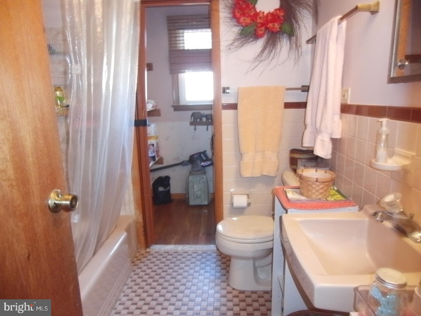 3239 Old School Road Pennsburg, PA 18073 - Photo 14 of 22 Gallery Image 14