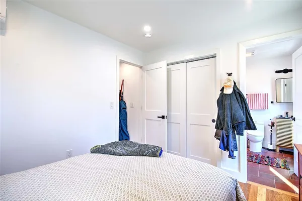 $3,500 | 37 Ring Street, Providence, RI 02909