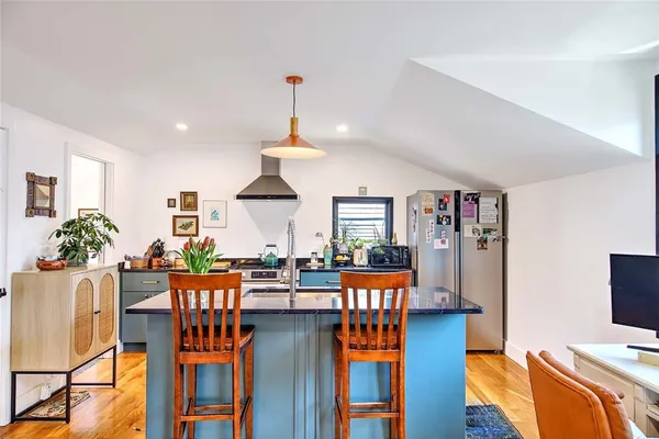 $3,500 | 37 Ring Street, Providence, RI 02909