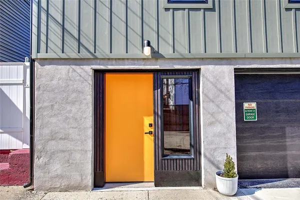 $3,500 | 37 Ring Street, Providence, RI 02909