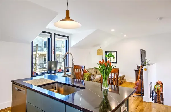 $3,500 | 37 Ring Street, Providence, RI 02909