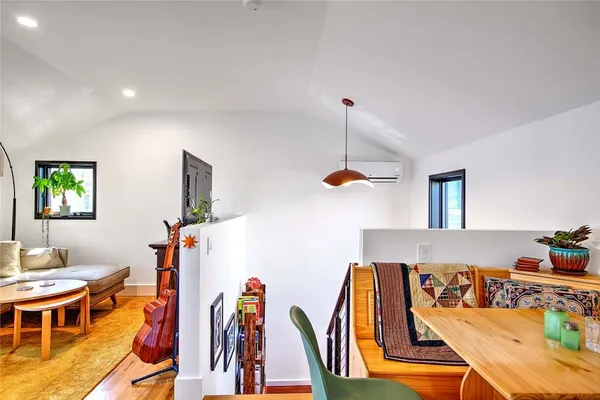 $3,500 | 37 Ring Street, Providence, RI 02909