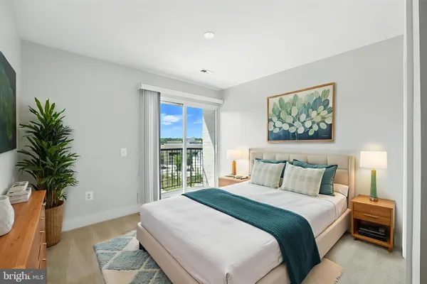 $2,195 | 19510 Village Walk, Unit 2205, Montgomery Village, MD 20886