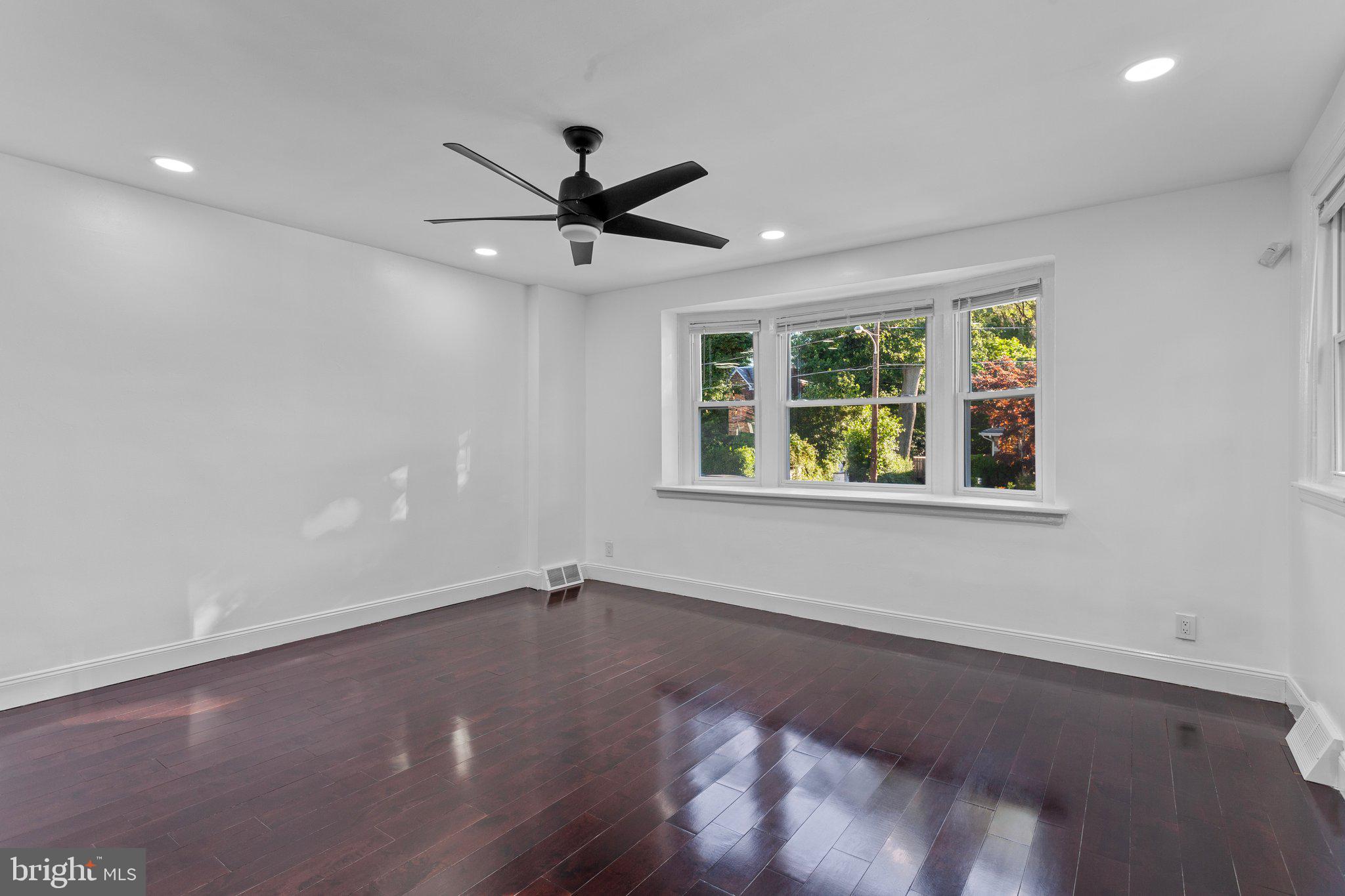 8024 Rodney Street Philadelphia, PA 19150 - Photo 4 of 29 Gallery Image 4