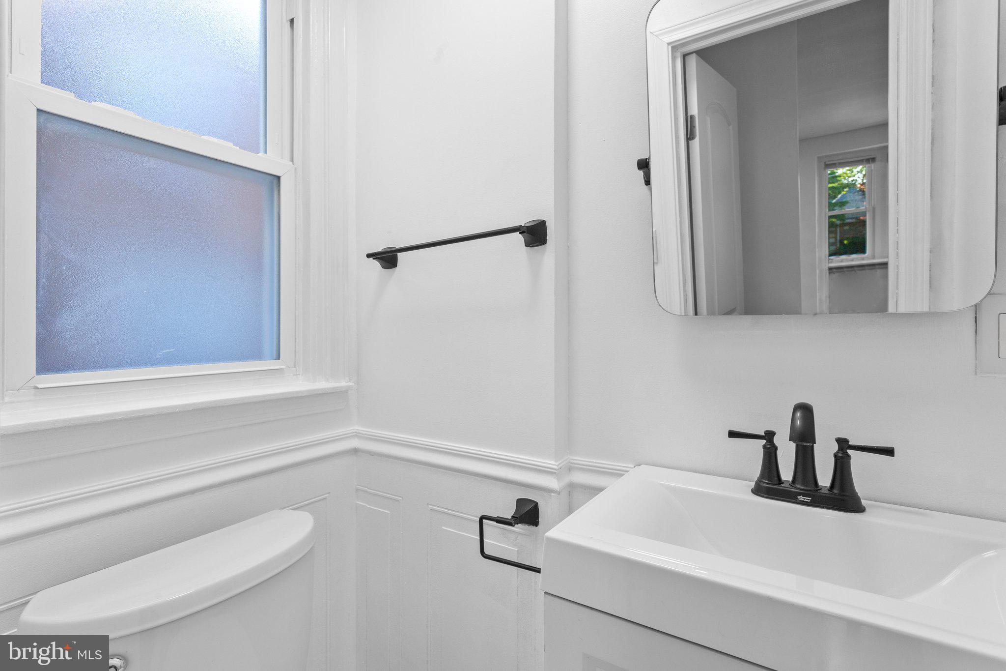 8024 Rodney Street Philadelphia, PA 19150 - Photo 7 of 29 Gallery Image 7