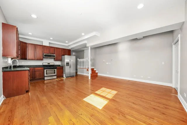 $1,715 | 6300 North Rockwell Street, Unit G, Chicago, IL 60659