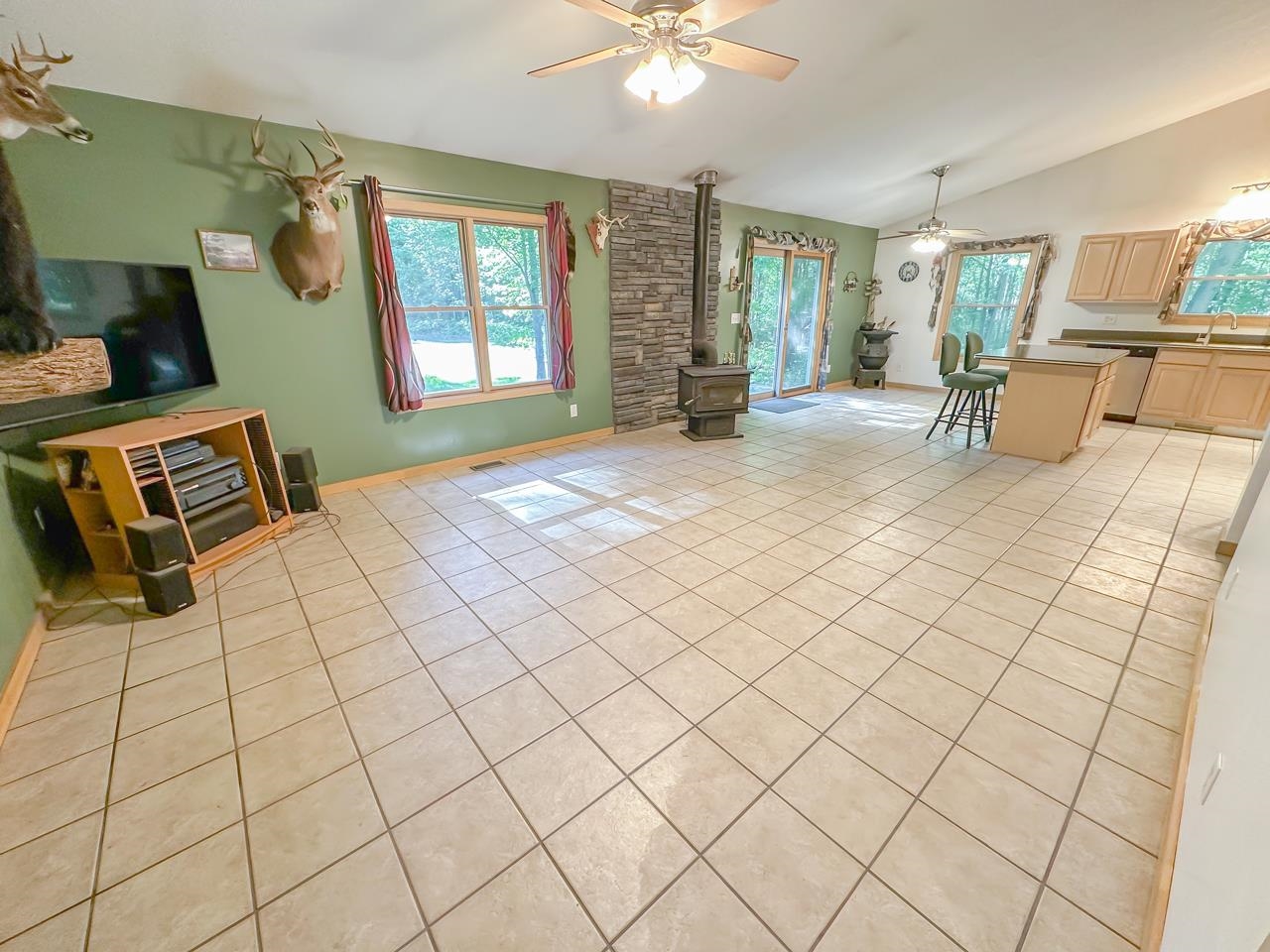 2797 North Castor Road Coleman, MI 48618 - Photo 15 of 31