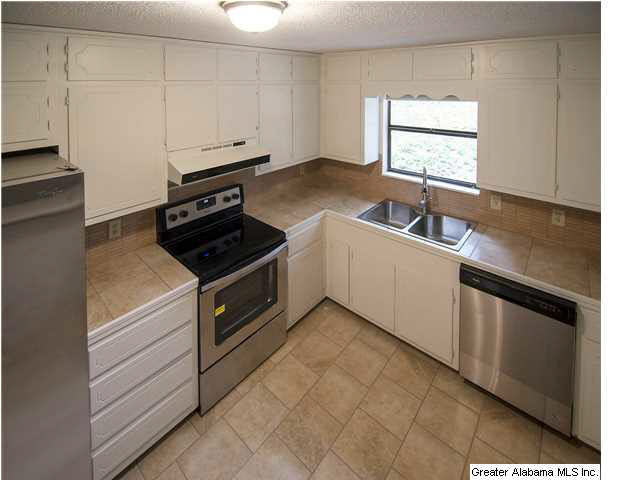 5918 Tyler Loop Road Pinson, AL 35126 - Photo 13 of 27