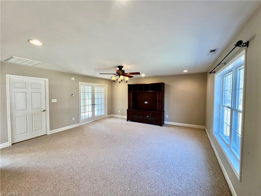 1114 Red Top Road Wilkesboro, NC 28697 - Photo 12 of 29 Upstairs family room.