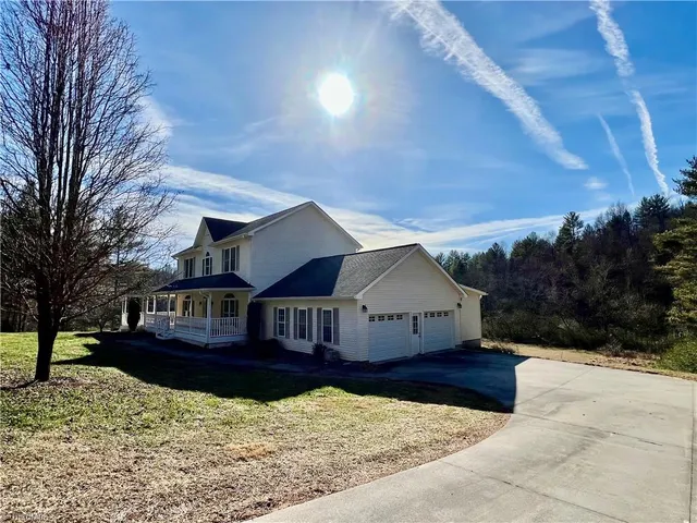$574,900 | 1114 Red Top Road, Wilkesboro, NC 28697