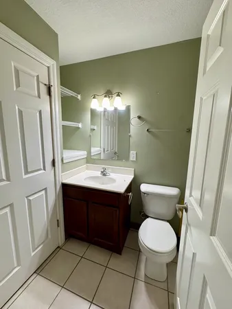 $900 | 1809 1/2 2nd Avenue, Unit 3, Moline, IL 61265