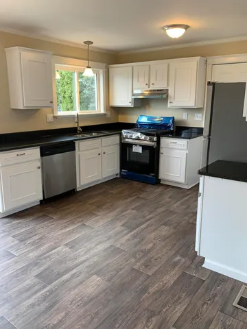 $2,395 | 41427 Larimore Lane, Canton, MI 48187