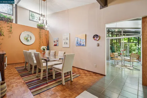 $3,500,000 | 200 Wayne Avenue, Alamo, CA 94507