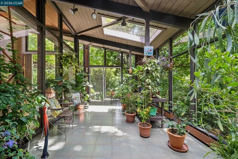 $3,500,000 | 200 Wayne Avenue, Alamo, CA 94507