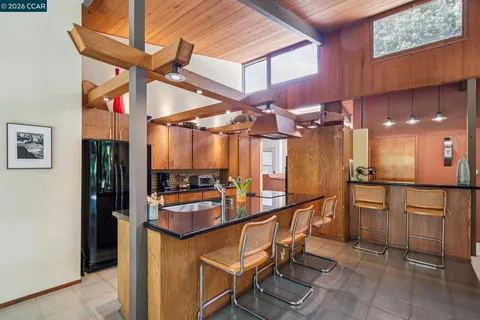 $3,500,000 | 200 Wayne Avenue, Alamo, CA 94507