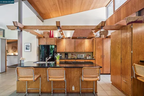 $3,500,000 | 200 Wayne Avenue, Alamo, CA 94507