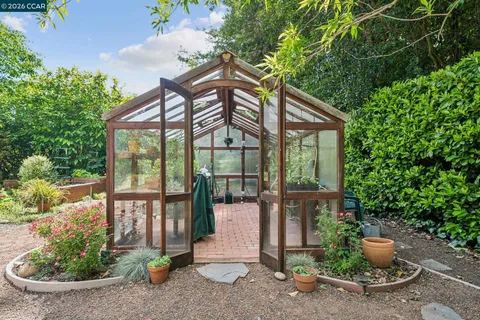 $3,500,000 | 200 Wayne Avenue, Alamo, CA 94507