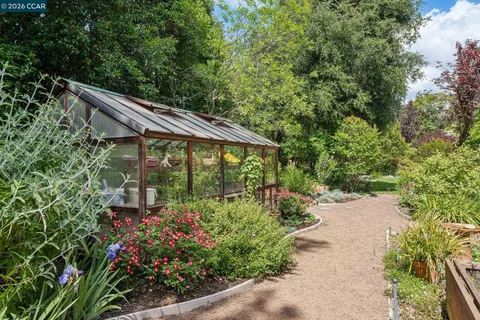 $3,500,000 | 200 Wayne Avenue, Alamo, CA 94507