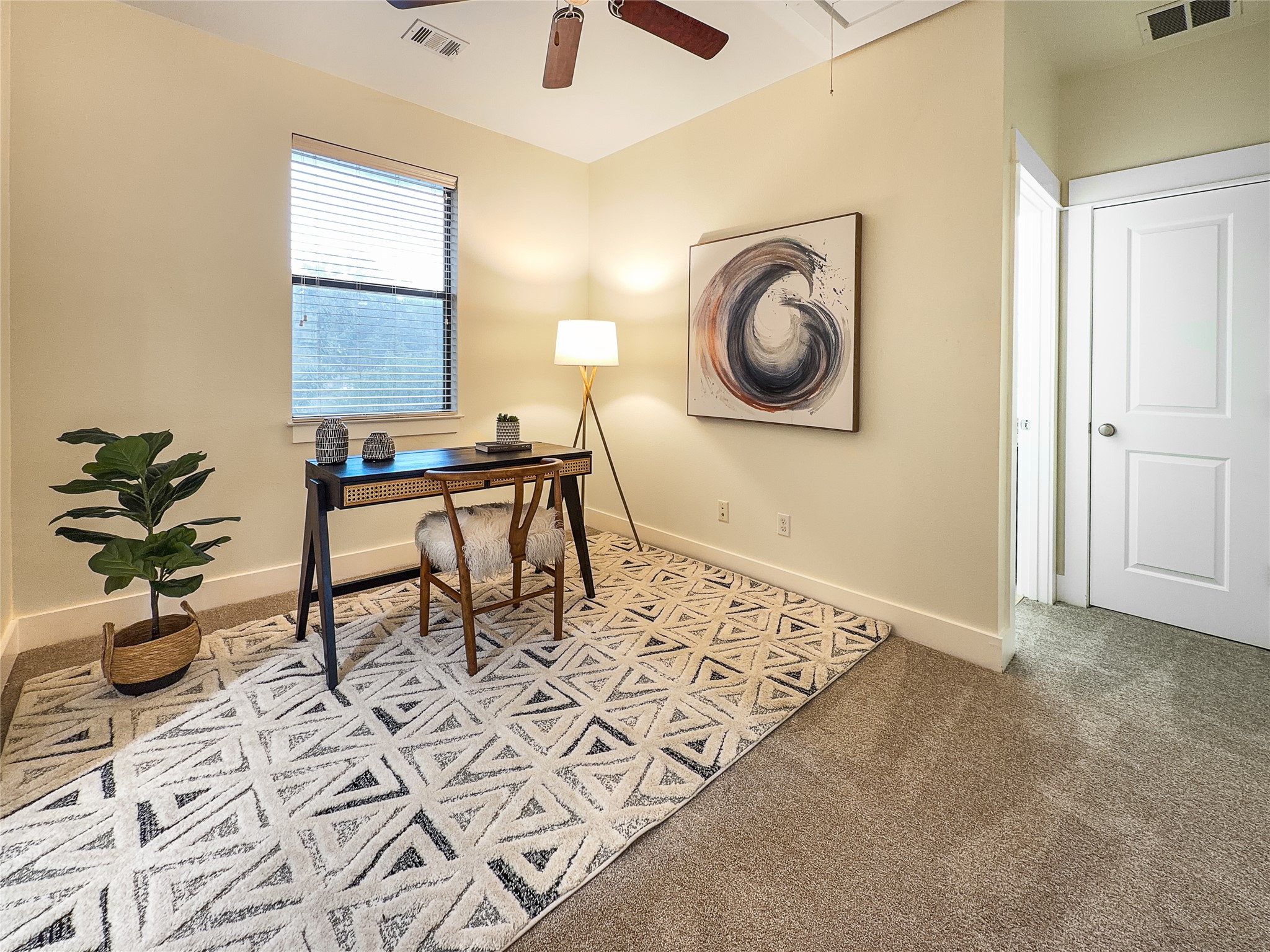 4120 Valley View Road, Unit B Austin, TX 78704 - Photo 13 of 17 A quiet work-from-home space, perfect for focus and creativity.