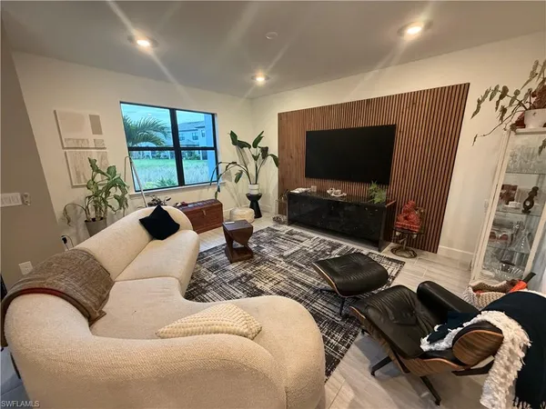 $3,200 | 4341 Sonoma Oaks Circle, Naples, FL 34119
