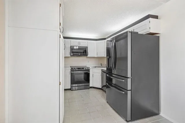 $314,900 | 13770 Oneida Drive, Unit D2, Delray Beach, FL 33446